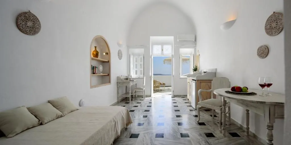 CAVE ONE BEDROOM ONE BATHROOM Room, Hotel Kallisto, Santorini