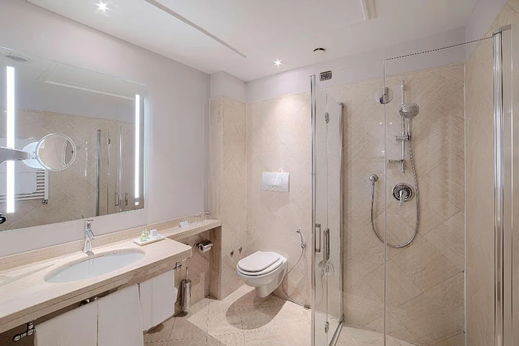 SUITE STANDARD Room, NH Roma Villa Carpegna, Rome