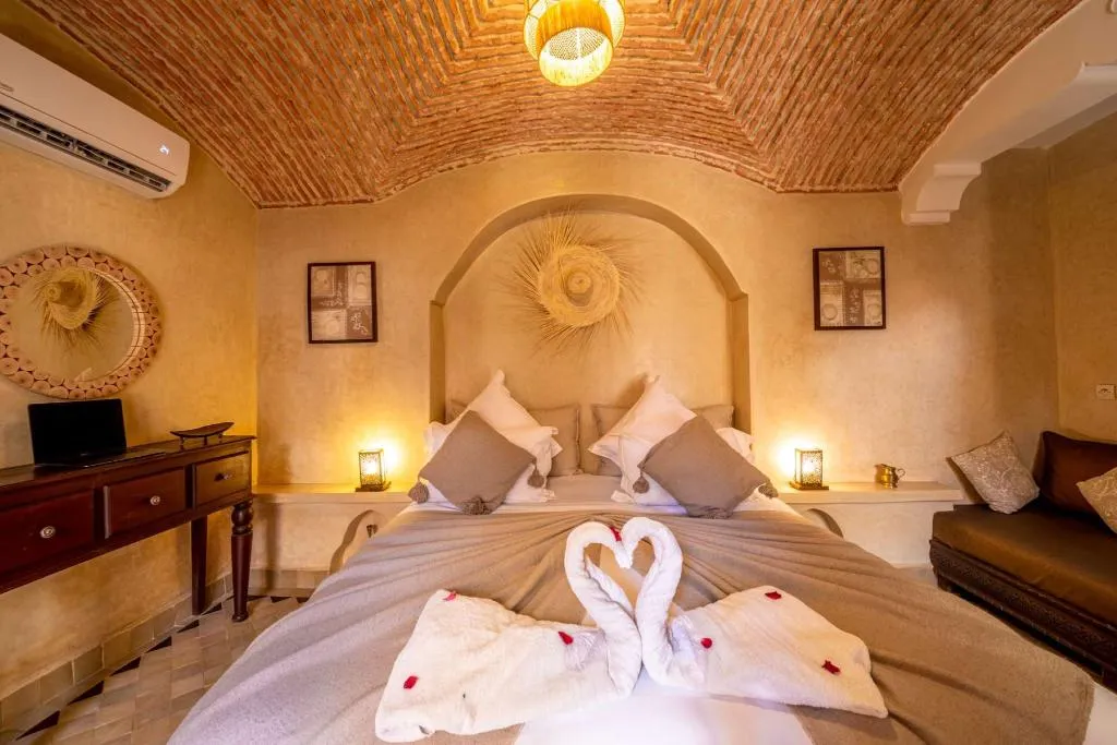 TRIPLE THREE BEDROOMS WITH AIR CONDITIONING Room, Riad 7 Saints, Marrakech