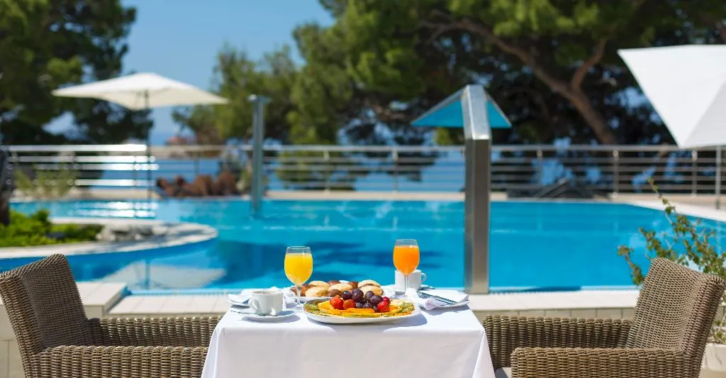 Restaurant, Park, Split