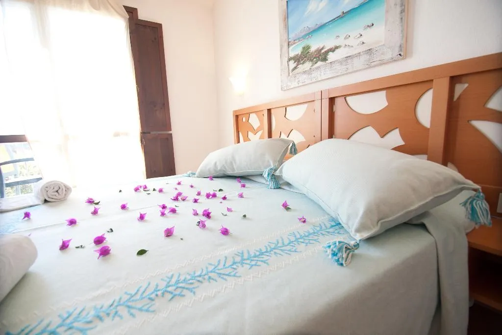 DOUBLE SINGLE USE STANDARD Room, Club Esse Gallura Beach Village, Olbia