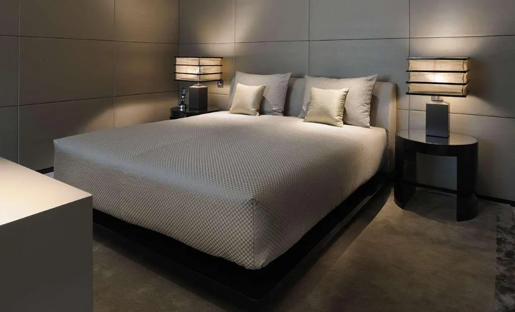 Room, Armani Hotel Milano, Milan