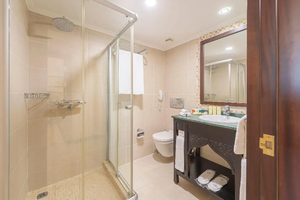 SUITE SEA FRONT Room, Crowne Plaza Antalya, Antalya