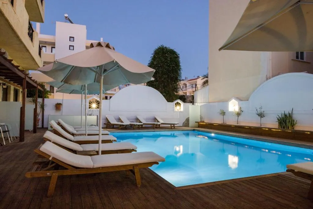 Pool, Atlantis, Rhodes