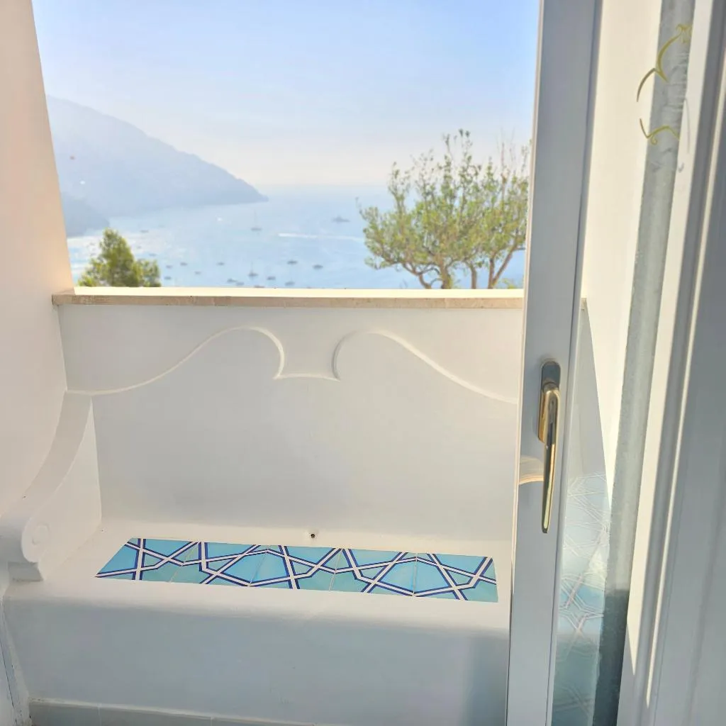 Double or Twin SEA VIEW Room, Hotel Conca D'Oro, Naples