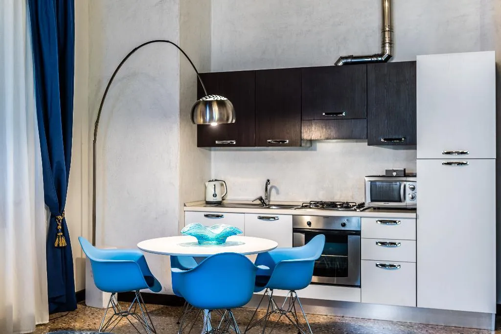STUDIO CITY VIEW Room, Ca' Sant'Angelo Apartments, Venice