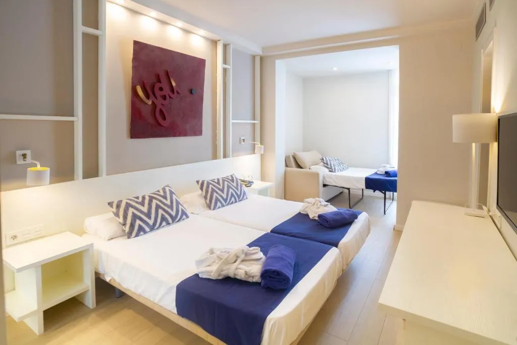 TRIPLE DELUXE Room, Ibersol Antemare (ONLY ADULTS), Costa Brava