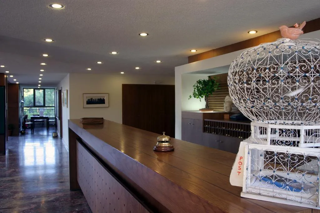 Lobby, Kalamaki Beach, Athens