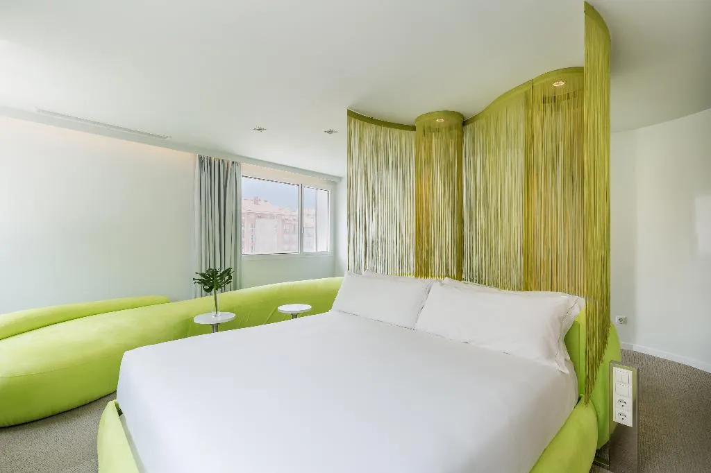 JUNIOR SUITE CAPACITY 1 Room, Room Mate Oscar, Madrid, Madrid