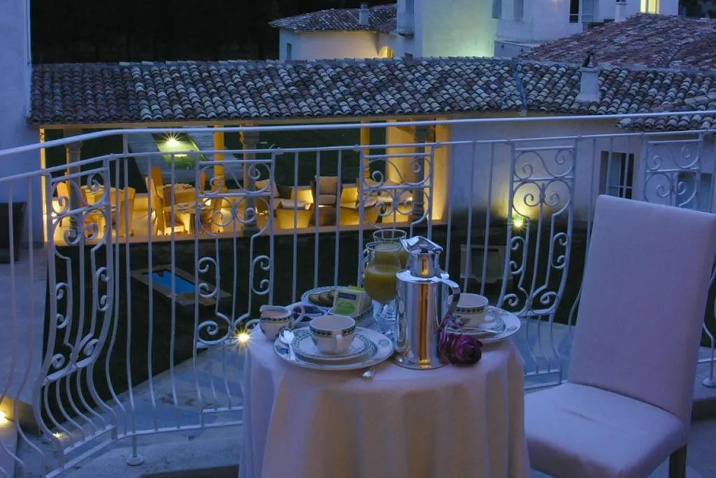 SUITE CLASSIC Room, Tarthesh Hotel, Cagliari