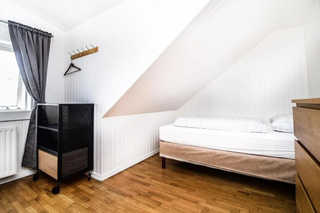 Room, Aurora Guesthouse, Reykjavik