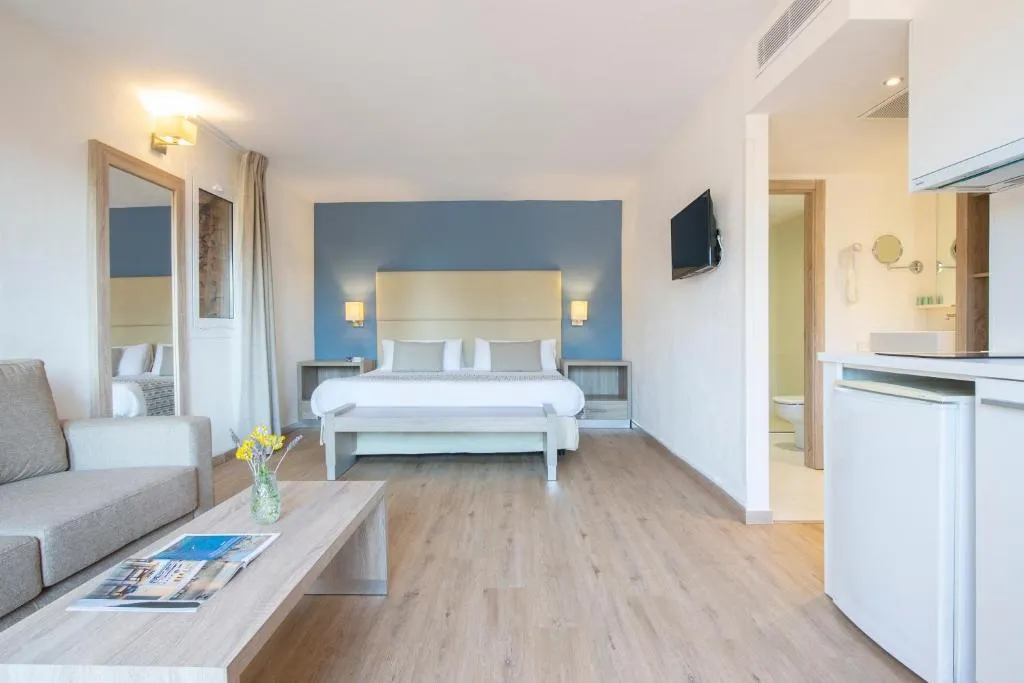 DOUBLE SEA VIEW Room, Menorca Binibeca by Pierre & Vacances Premium*, Menorca