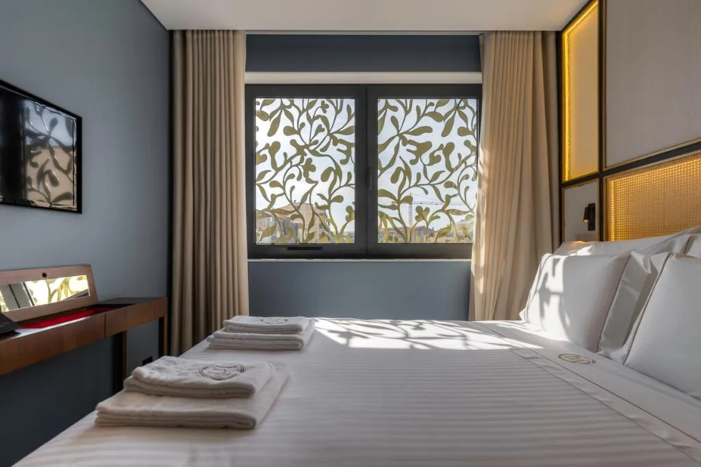 DOUBLE STANDARD Room, The Convo Porto Hotel & Suites, Porto