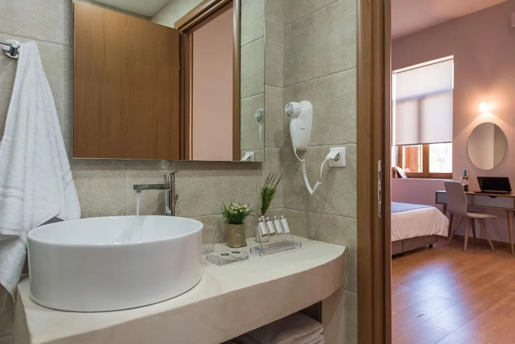 Room, Bluebell Luxury Suites, Crete