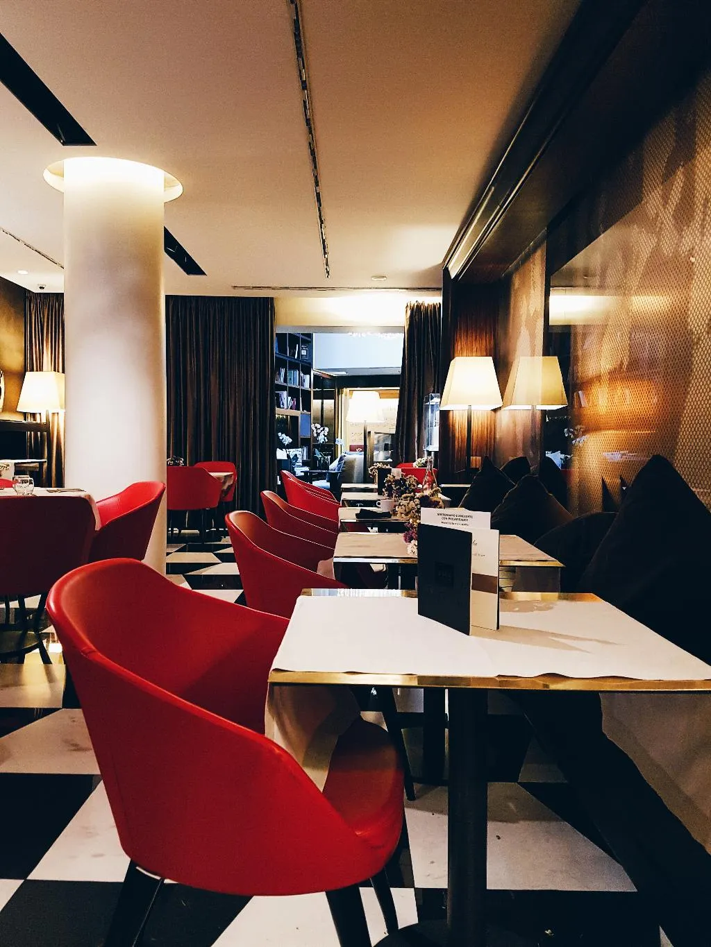 Bar, Milano Scala, Milan