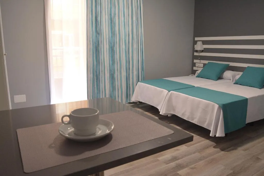 STUDIO CAPACITY 1 Room, RF Bambi, Tenerife