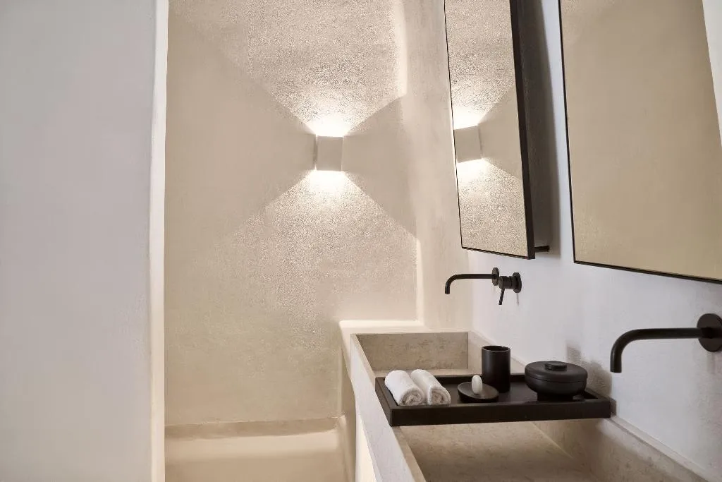 SUITE DELUXE WITH PRIVATE POOL Room, Charisma Suites, Santorini
