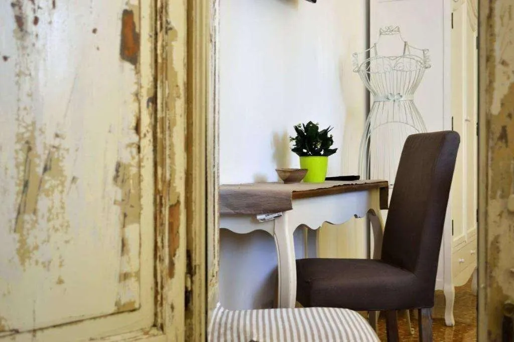 Room, Al Piazza Marina B&B, Palermo