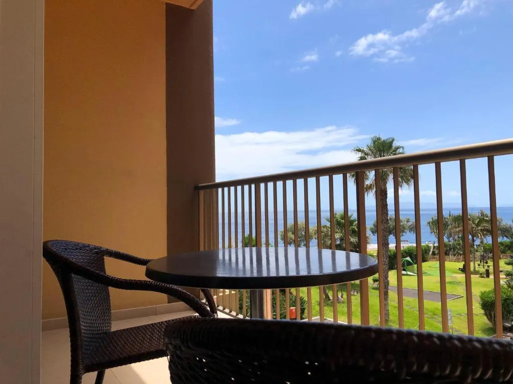 FAMILY ROOM CAPACITY 3 Room, The Views Oasis, Madeira