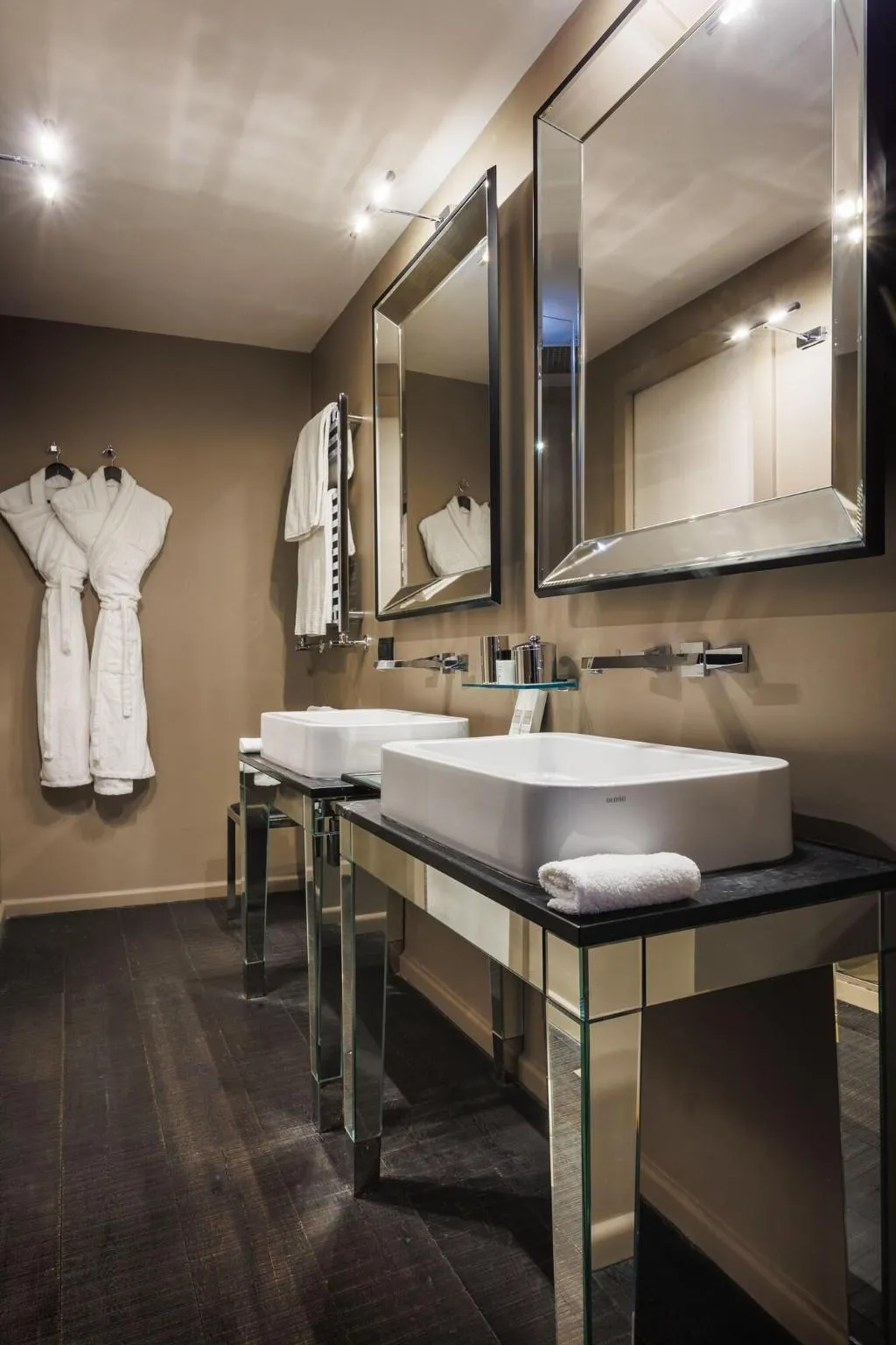 DOUBLE DELUXE KING BED Room, Dom Hotel Roma, Rome