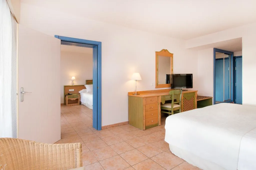 FAMILY ROOM SEA VIEW Room, Iberostar Waves Playa Gaviotas, Fuerteventura