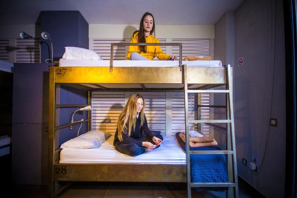 Room, Don Moustache Hostel, Barcelona
