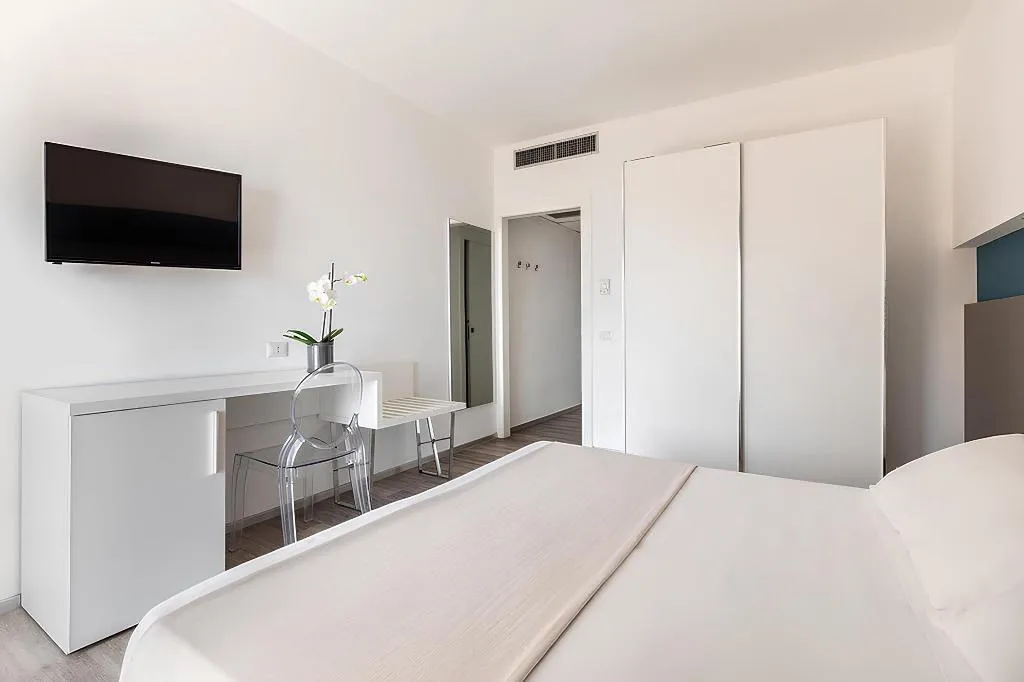 Double or Twin SUPERIOR Room, Serapo, Rome