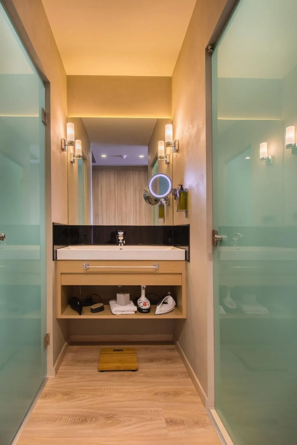 Room, Oniros Residences, Crete