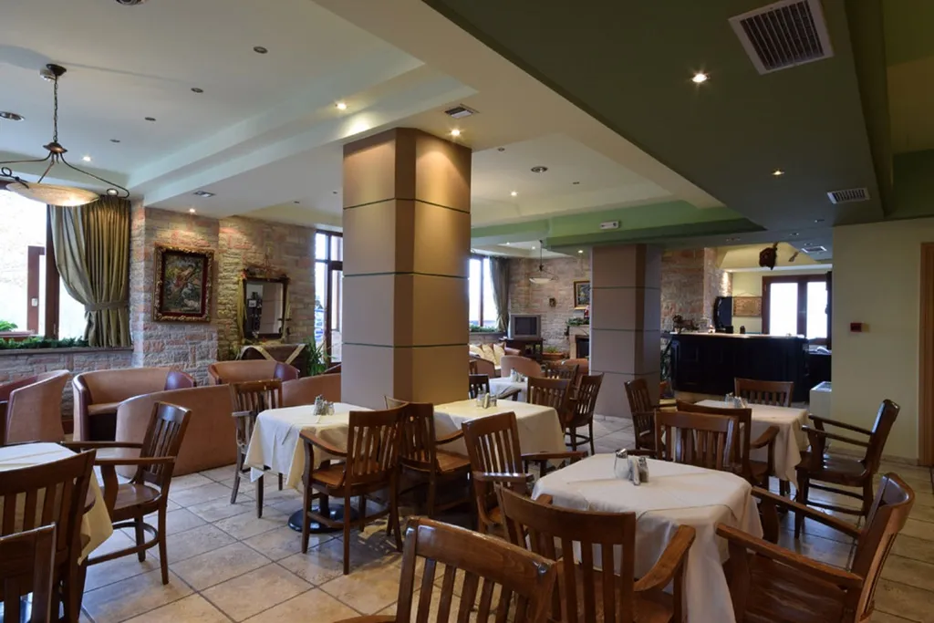 Restaurant, Mont Helmos, Athens