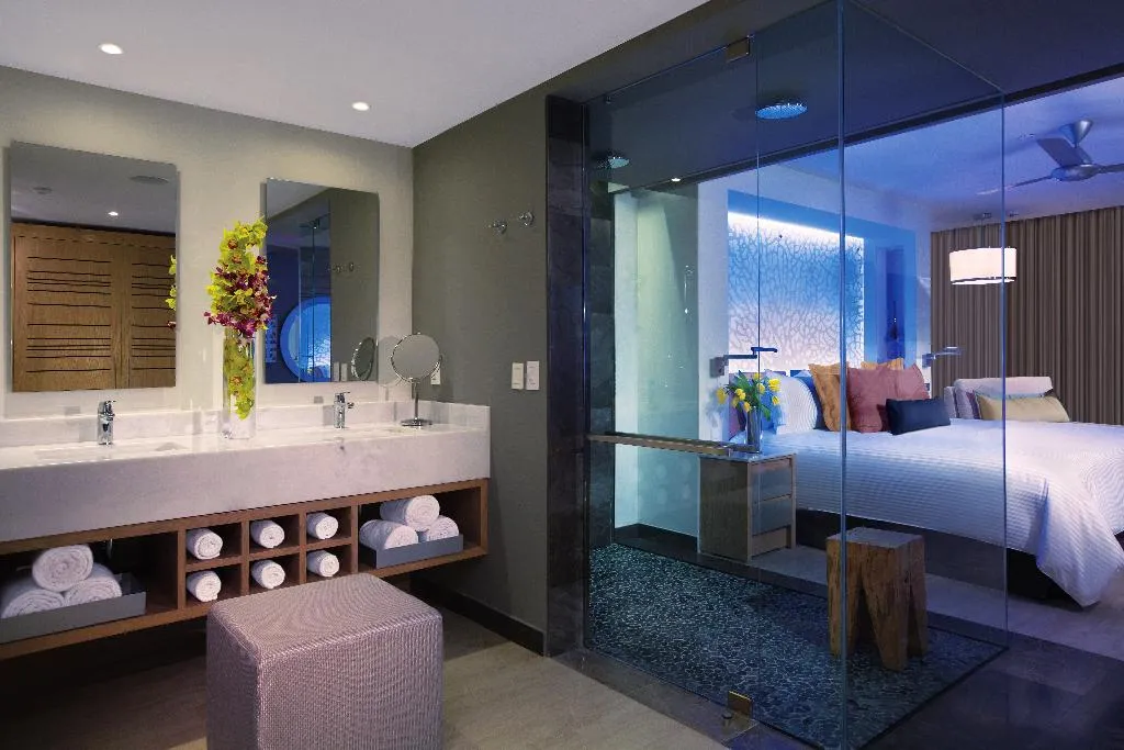 JUNIOR SUITE GARDEN VIEW TWO QUEEN BEDS Room, Secrets Riviera Cancun All Preferred-Adults Only, Cancun Area