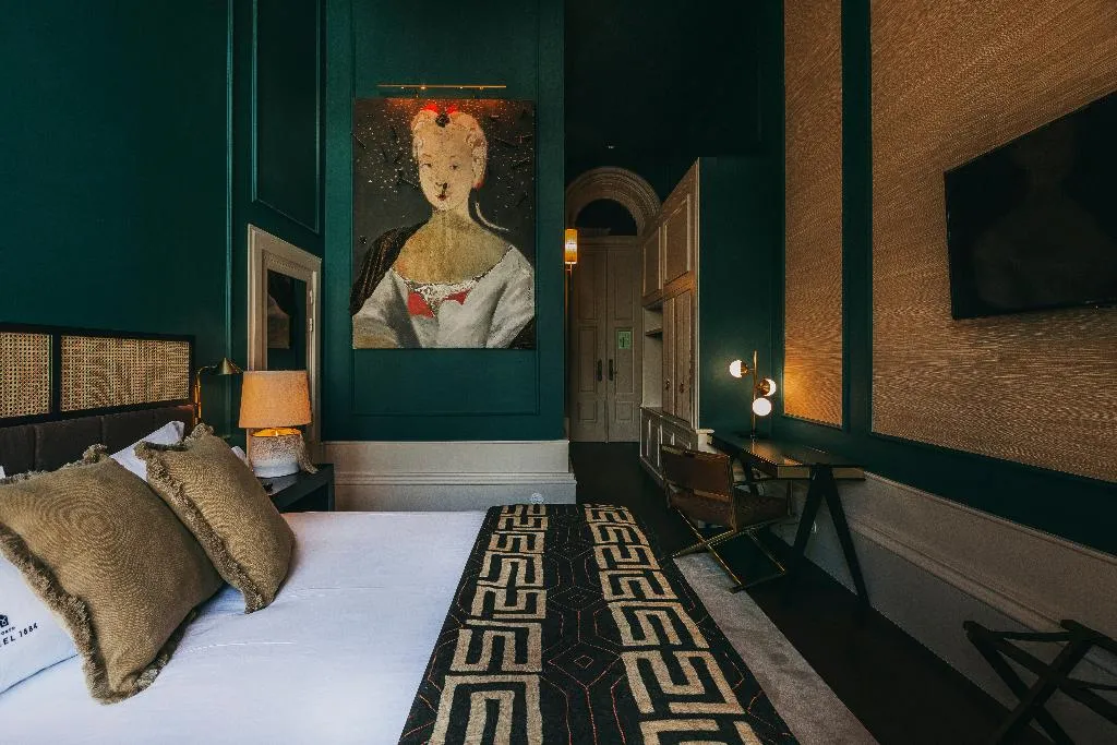 DOUBLE SUPERIOR Room, Torel 1884 Suites & Apartments, Porto
