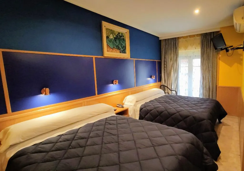 Room, Trípolis Toledo, Madrid