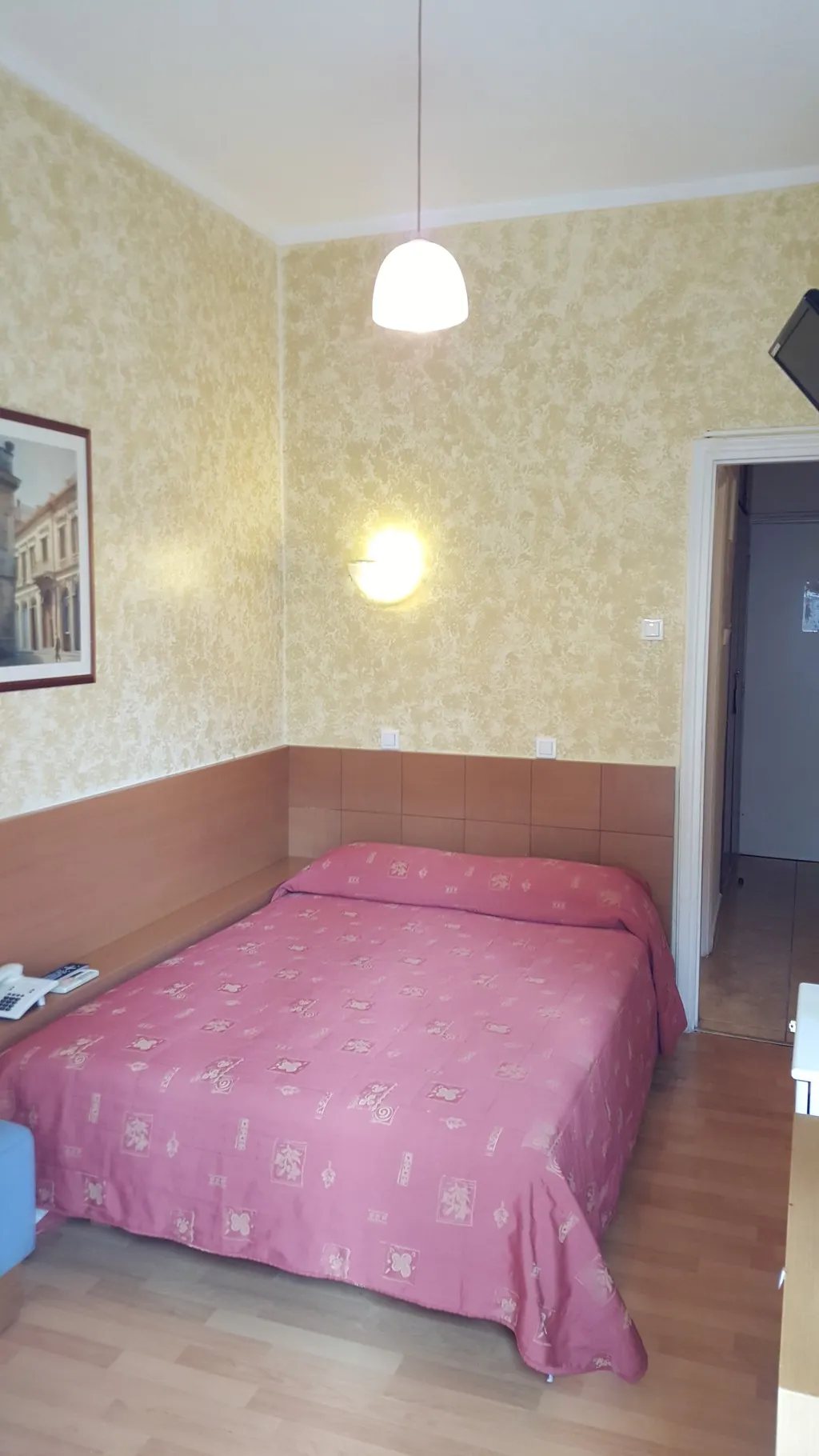 SINGLE STANDARD Room, Aristoteles, Athens