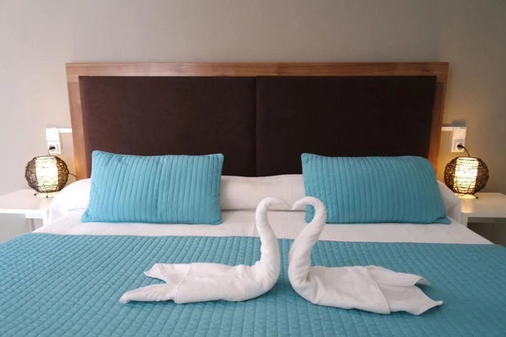 Room, Es Nautico Suites, Majorca