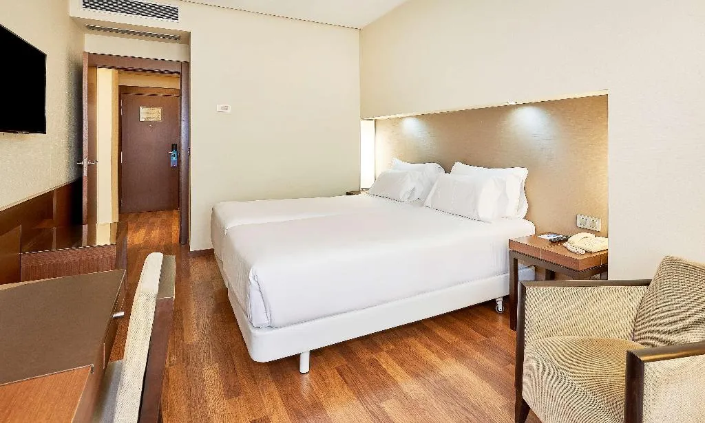Room, NH Sevilla Plaza de Armas, Seville