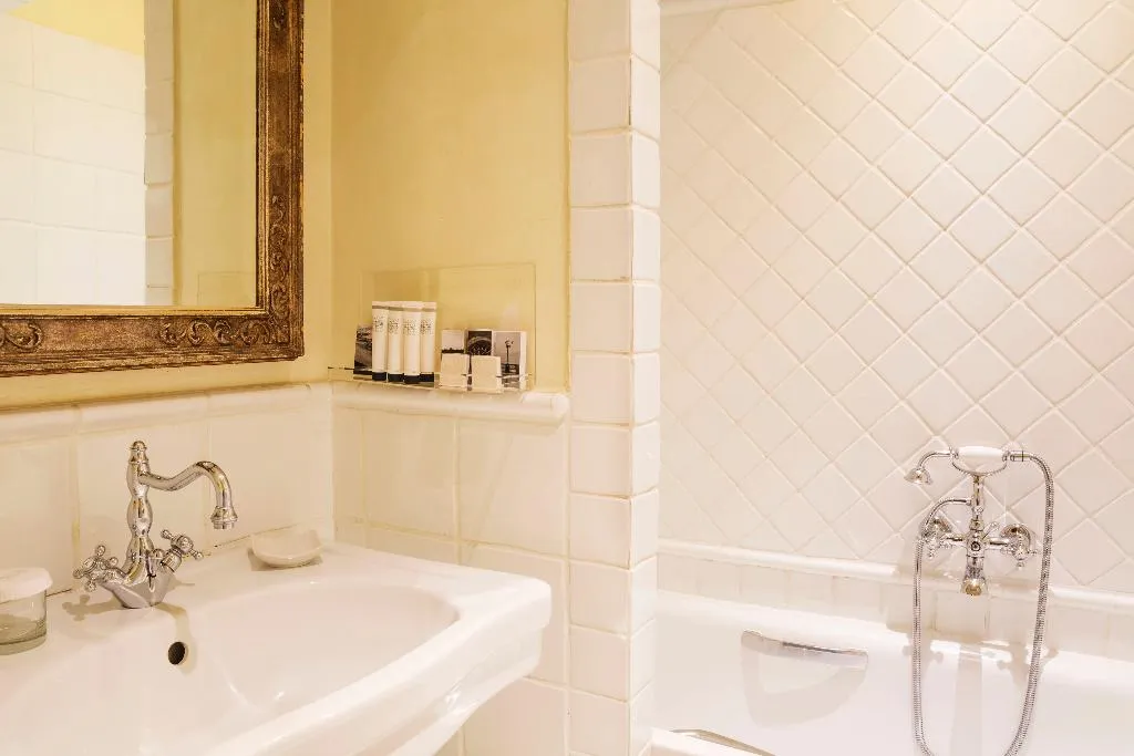 Double or Twin CLASSIC Room, Grand Hotel Baglioni, Florence