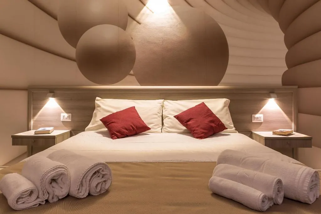 Room, La Piazzetta Guest House, Olbia