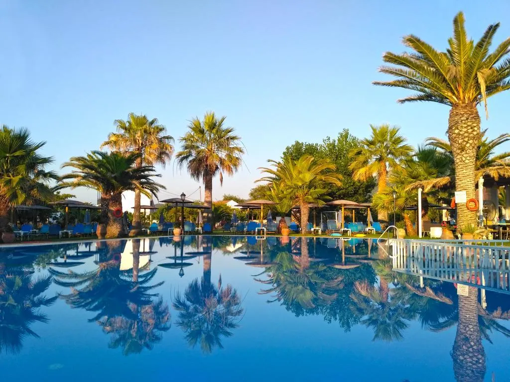 Pool, Elisabeth Apartments, Corfu