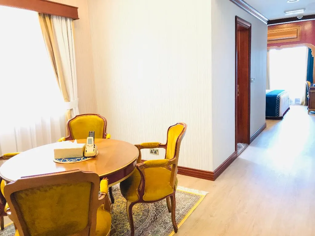 Double or Twin PREMIUM Room, Riviera Hotel Dubai, Dubai
