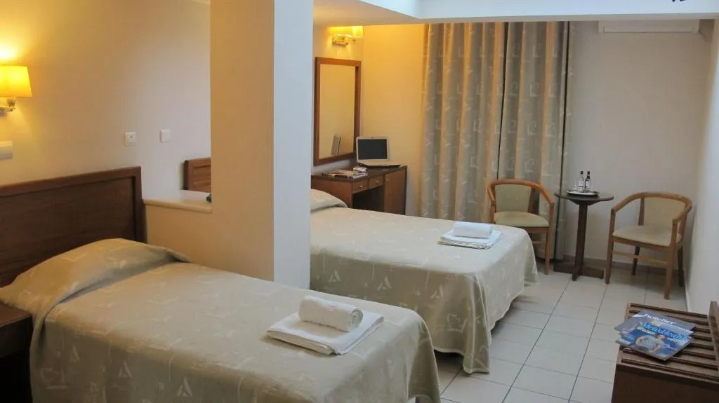 Room, Solomou Athens, Athens