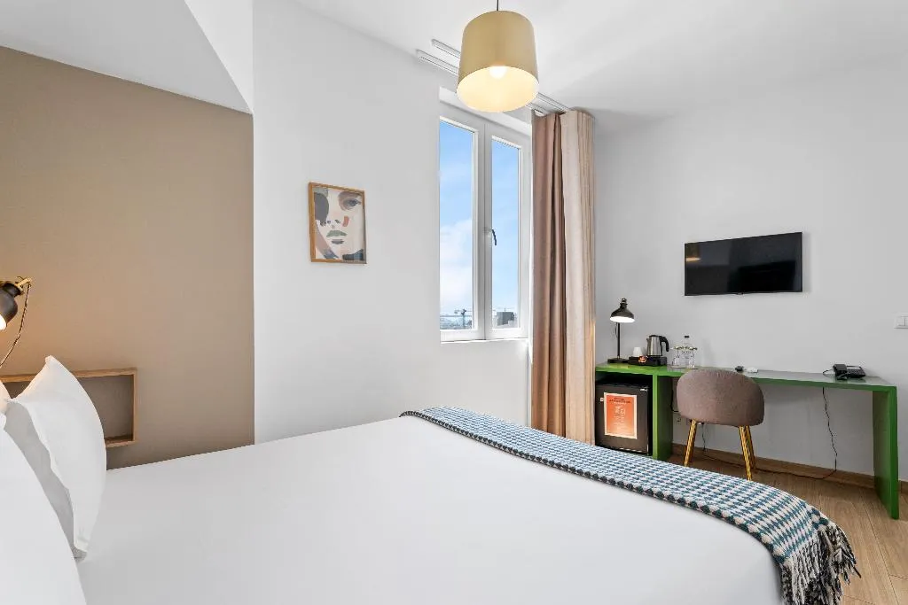 Double or Twin ONE BEDROOM ONE BATHROOM Room, Monte Belvedere Hotel By Shiadu, Lisbon