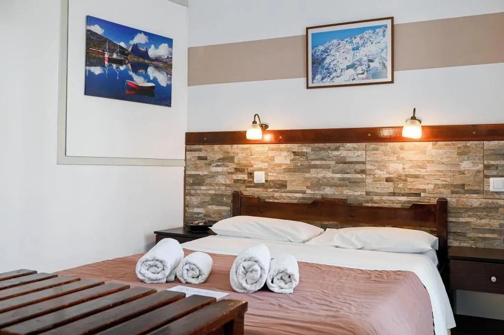 Room, Narkissos Hotel, Santorini