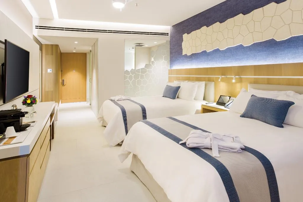 DOUBLE CLUB TWO QUEEN BEDS Room, Dreams Vista Cancun Golf & Spa Resort, Cancun Area