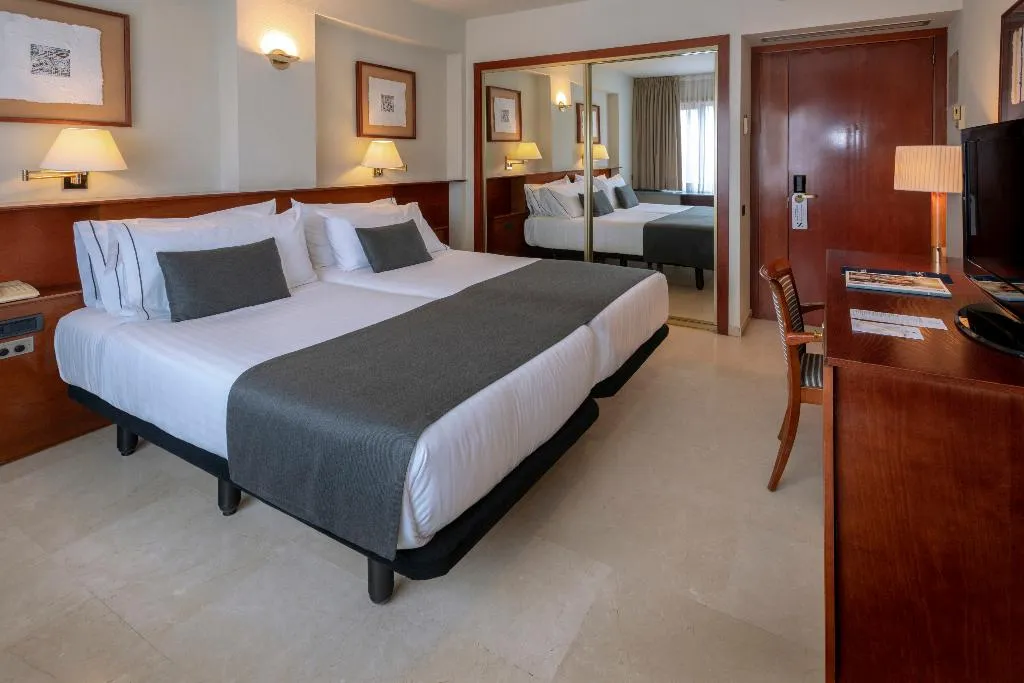 DOUBLE SINGLE USE STANDARD Room, Gran Hotel Rey Don Jaime, Barcelona