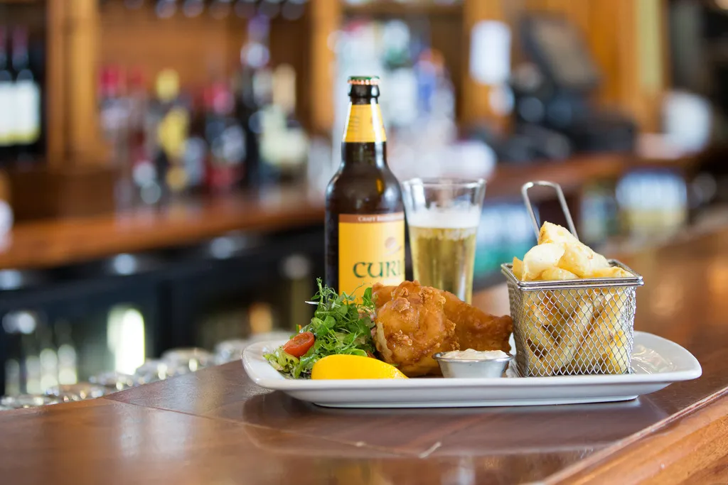Bar, Clanard Court Hotel, Dublin