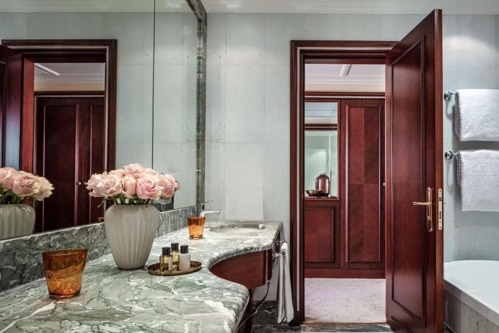 SUITE WITH VIEWS Room, Anantara Palazzo Naiadi Rome Hotel, Rome