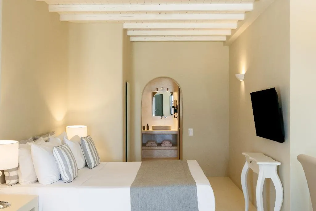 SUITE WITH PRIVATE POOL Room, Carpe Diem Exclusive Boutique Resort, Santorini