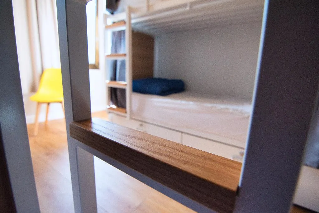 Bed in dormitory CAPACITY 6 WITH SHARED BATHROOM Room, Factory Hostels Barcelona, Barcelona