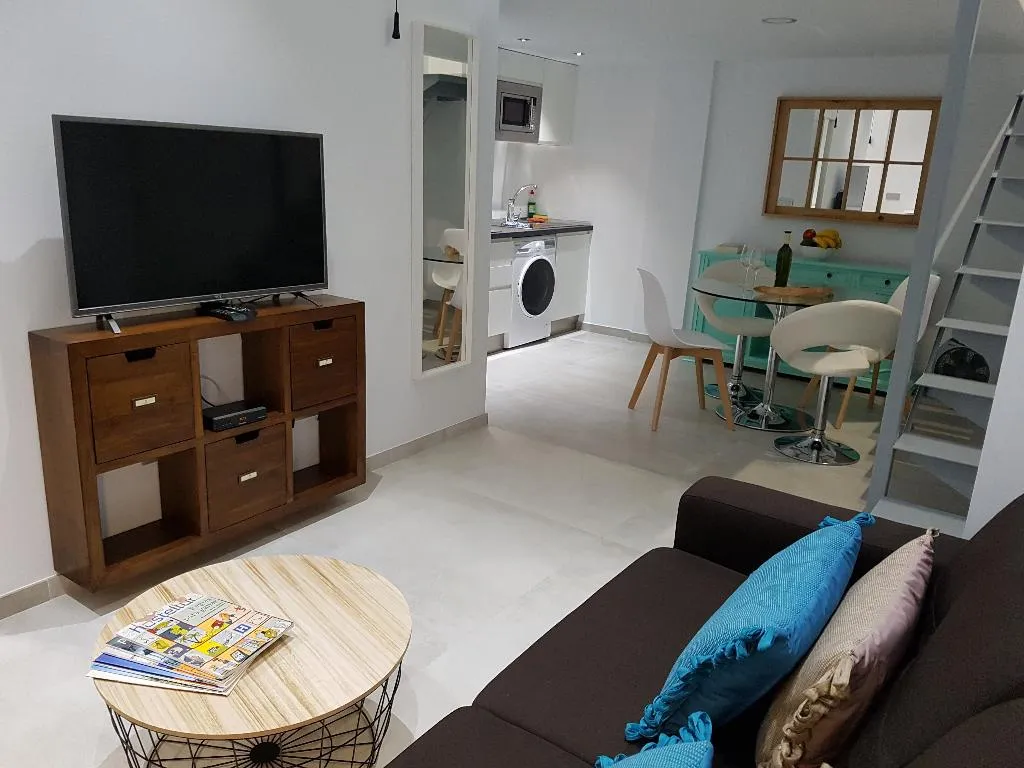 DOUBLE ONE BEDROOM ONE BATHROOM Room, RK City Center, Gran Canaria