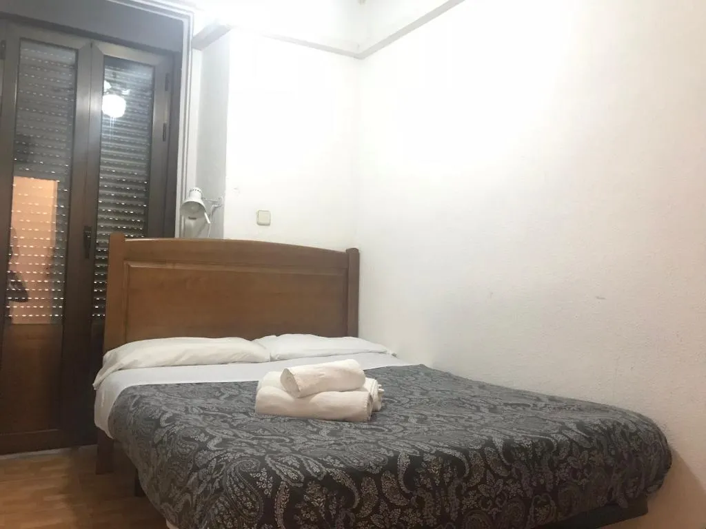 SINGLE STANDARD Room, Hostal MYD Los Perales, Madrid